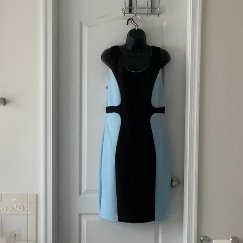 Color block baby blue & black dress size 16